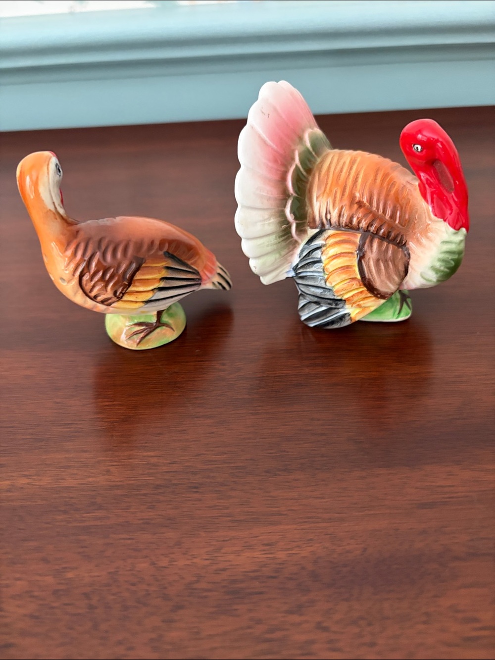 Vintage Norcrest Fine China Turkey Salt & Pepper Shakers - Picture 3 of 3